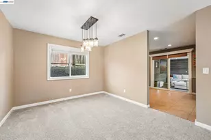109 Crownpointe Dr, Vallejo, CA 94591 - Photo 10