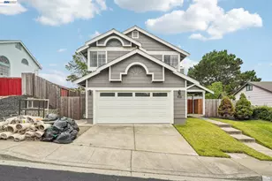 109 Crownpointe Dr, Vallejo, CA 94591 - Photo 2