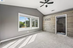 109 Crownpointe Dr, Vallejo, CA 94591 - Photo 20