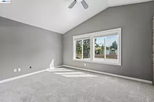 109 Crownpointe Dr, Vallejo, CA 94591 - Photo 18