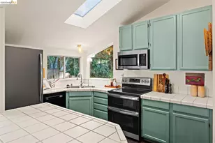 3001 Jordan Rd, Oakland, CA 94602 - Photo 20