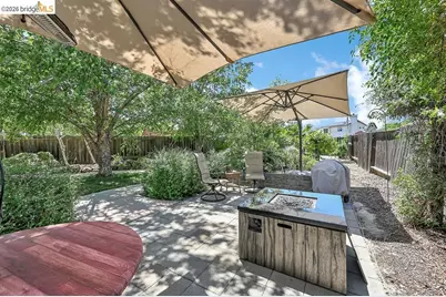 1225 Tarrogana Dr, Tracy, CA 95376 - Photo 28
