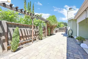 1225 Tarrogana Dr, Tracy, CA 95376 - Photo 22