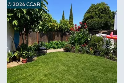 251 E 17th Street, Pittsburg, CA 94565 - Photo 12