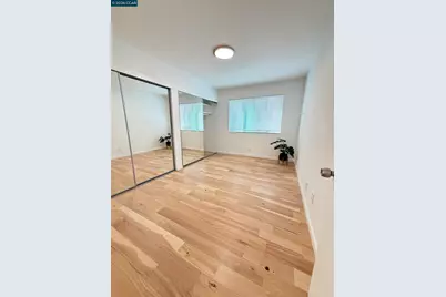 10 Moss Ave #15, Oakland, CA 94610 - Photo 12