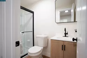 965 Arlington Ave, Oakland, CA 94608 - Photo 20