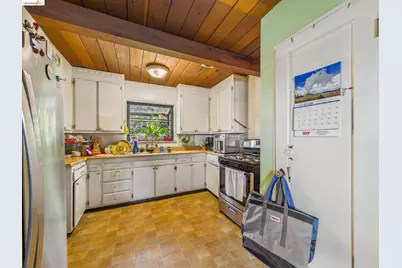 19034 Western Blvd, Hayward, CA 94541 - Photo 28