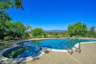 941 Tyler Ct, Concord, CA 94518 - Photo 26