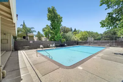 717 Beelard Dr, Vacaville, CA 95687 - Photo 34