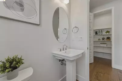 467 Mitchell Ave, Alameda, CA 94501 - Photo 26