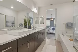 467 Mitchell Ave, Alameda, CA 94501 - Photo 44