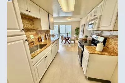 755 Pine St, Livermore, CA 94551 - Photo 14