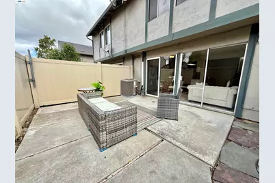 755 Pine St, Livermore, CA 94551 - Photo 36