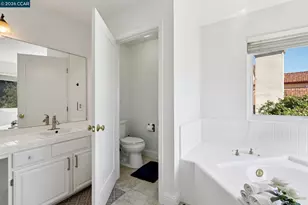 242 El Pueblo Pl, Clayton, CA 94517 - Photo 26