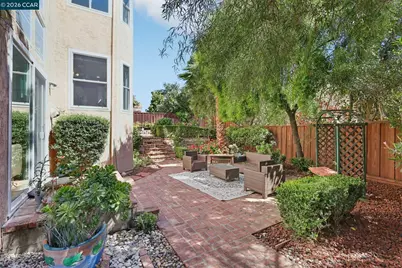 242 El Pueblo Pl, Clayton, CA 94517 - Photo 36