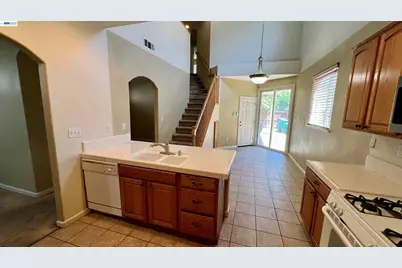 3811 Claire St, Stockton, CA 95212 - Photo 6