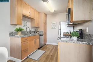 205 Masters Ct, Walnut Creek, CA 94598 - Photo 10