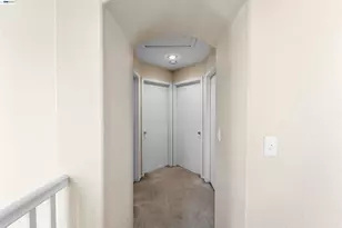 1153 Syracuse Ln, Manteca, CA 95336 - Photo 8