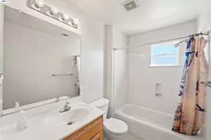 1153 Syracuse Ln, Manteca, CA 95336 - Photo 10