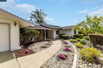 61 Sullivan Dr, Moraga, CA 94556 - Photo 4
