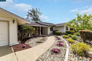 61 Sullivan Dr, Moraga, CA 94556 - Photo 4