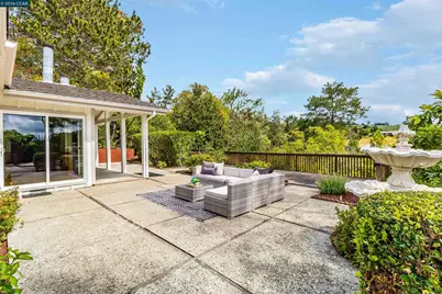 61 Sullivan Dr, Moraga, CA 94556 - Photo 38