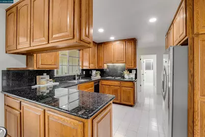 61 Sullivan Dr, Moraga, CA 94556 - Photo 14