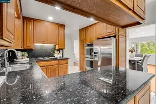 61 Sullivan Dr, Moraga, CA 94556 - Photo 16