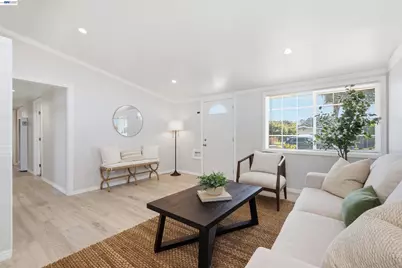 27767 Coronado Way, Hayward, CA 94545 - Photo 4