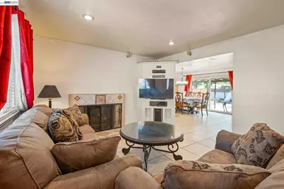8591 Beverly Ln, Dublin, CA 94568 - Photo 8