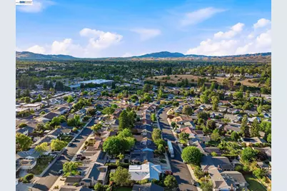 5633 San Antonio St, Pleasanton, CA 94566 - Photo 32