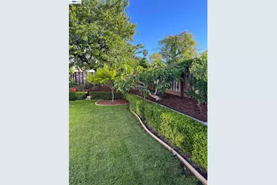 5633 San Antonio St, Pleasanton, CA 94566 - Photo 36