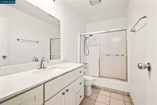 1588 Newborough Dr, Sacramento, CA 95833 - Photo 16