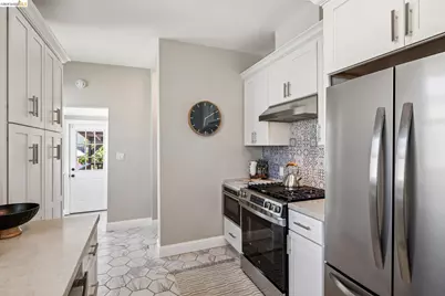 1108 Dwight Way, Berkeley, CA 94702 - Photo 14