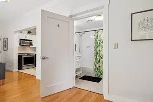 574 48th St, Oakland, CA 94609 - Photo 22