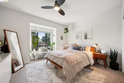 574 48th St #203, Oakland, CA 94609 - Photo 18