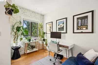 574 48th St #203, Oakland, CA 94609 - Photo 14