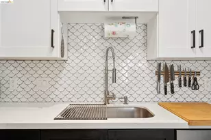 574 48th St, Oakland, CA 94609 - Photo 10