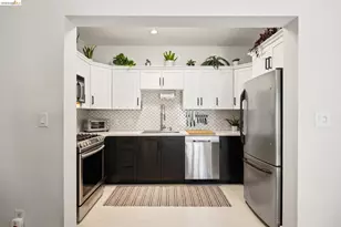 574 48th St, Oakland, CA 94609 - Photo 6
