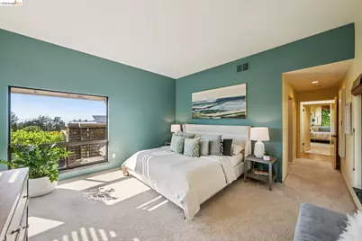 576 Vistamont Ave, Berkeley, CA 94708 - Photo 20