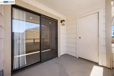 2077 Washington Ave #212, San Leandro, CA 94577 - Photo 22