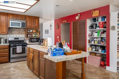 4591 Edwards Ln, Castro Valley, CA 94546 - Photo 6