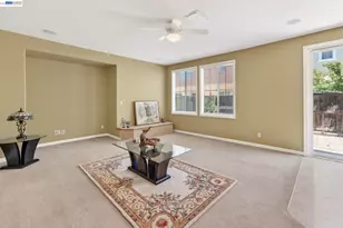 9348 Vintner Cir, Patterson, CA 95363 - Photo 16
