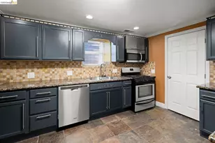 7523 Outlook Ave, Oakland, CA 94605 - Photo 42