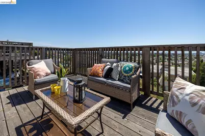 7523 Outlook Ave, Oakland, CA 94605 - Photo 36