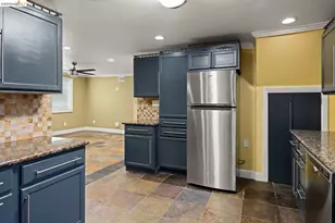 7523 Outlook Ave, Oakland, CA 94605 - Photo 44