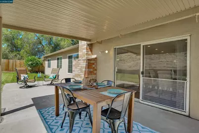 2333 Arthur Way, Antioch, CA 94509 - Photo 8
