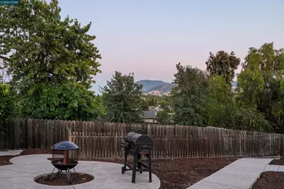 4010 Siino Ave, Concord, CA 94521 - Photo 6