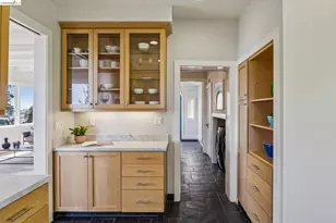 8 Mosswood Rd, Berkeley, CA 94704 - Photo 16