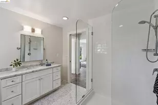 8 Mosswood Rd, Berkeley, CA 94704 - Photo 36
